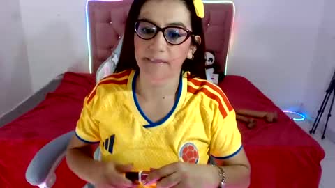 snowhot_69 online show from July 2026 09:13:02 AM
