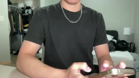 snowliht online show from December 2025 10:37:01 PM