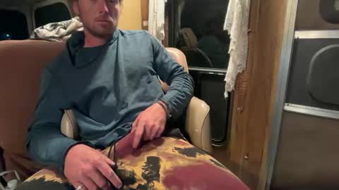 snowtrooper888 online show from May 2026 04:54:01 AM