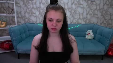 snowwhite_bella online show from April 2026 07:27:01 PM