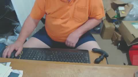 Snapshot of snwplwdrvr chatting on December 2024 06:48:01 PM snwplwdrvr online show from December 2024 06:48:01 PM