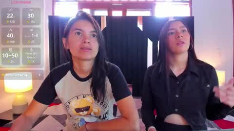 soffy and mia online show from November 2025 01:00:01 PM