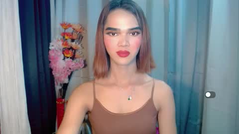 Snapshot of soffy_seductivexx chatting on February 2026 11:47:02 AM open for pvt online show from February 2026 11:47:02 AM