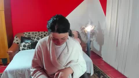 Soffy online show from December 2025 04:50:01 AM