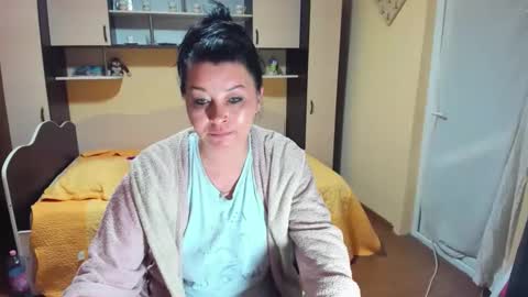 Soffy online show from April 2026 03:29:01 AM