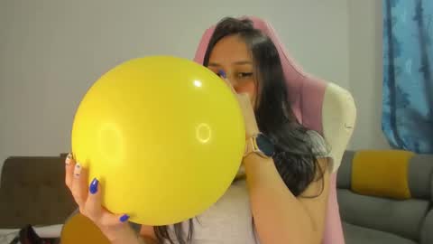 sofia online show from February 2026 07:01:02 AM