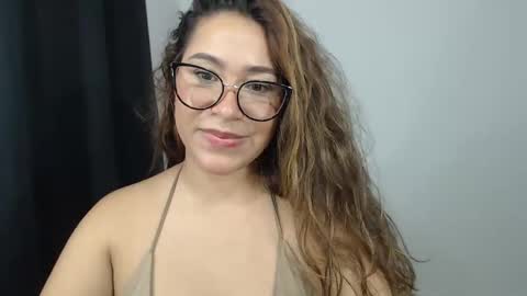 Snapshot of sofi4__ chatting on February 2025 09:11:02 AM sofi online show from February 2025 09:11:02 AM