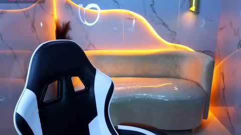 Online 800 to 1400 online show from January 2026 01:02:02 PM