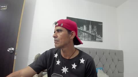 SOFI AND SANTY online show from March 2026 11:18:01 PM