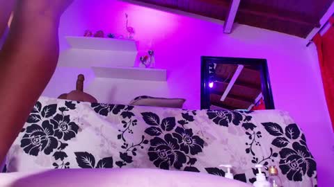 Sofia online show from January 2025 03:04:02 AM