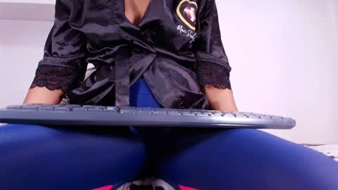 Sofia online show from January 2025 03:09:02 AM