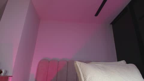 Sofia online show from November 2025 11:56:02 AM