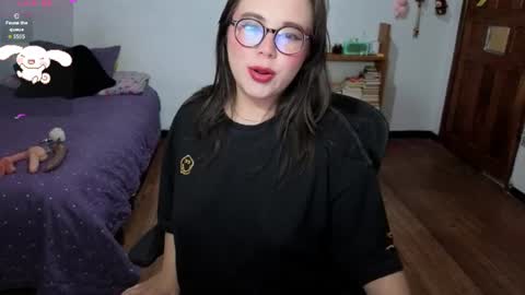 Sofi Lynch online show from July 2026 05:26:02 AM