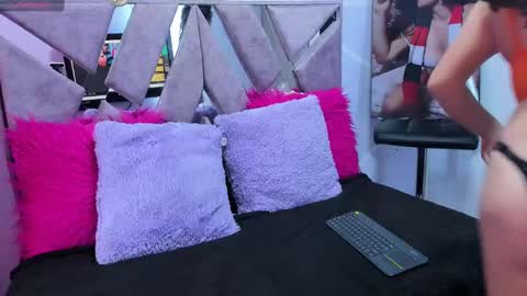 Sofi Noa online show from February 2025 11:21:02 AM