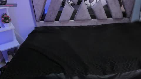 Sofi Noa online show from February 2025 05:37:02 AM