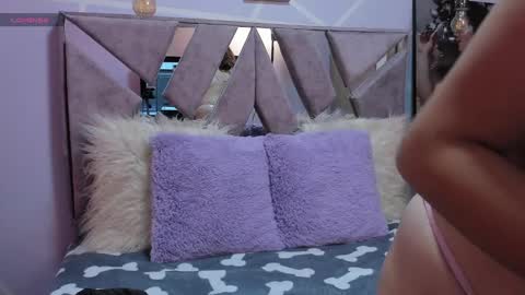 Sofi Noa online show from February 2025 11:22:01 AM