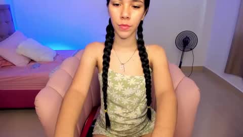 Snapshot of sofi_perezz chatting on February 2025 09:57:01 PM sofi online show from February 2025 09:57:01 PM