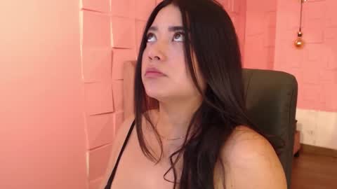 Susy online show from October 2025 11:05:02 PM