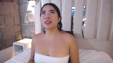 Susy online show from April 2026 07:36:02 PM