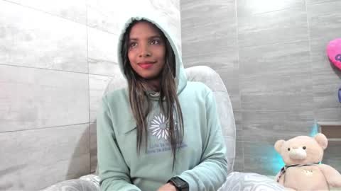 sofia86379 online show from February 2025 01:46:02 AM