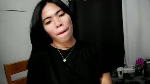 Chady online show from November 2025 05:52:01 AM