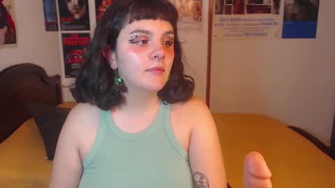 Snapshot of sofia_coolle chatting on January 2025 10:44:01 PM Sofi online show from January 2025 10:44:01 PM