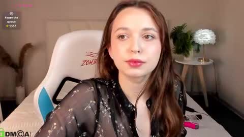 Snapshot of sofia_gaze chatting on June 2026 02:36:02 AM Sofia Gaze online show from June 2026 02:36:02 AM