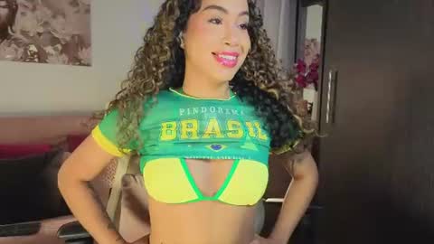 Snapshot of sofia_mendez01 chatting on July 2026 03:33:02 AM SofiONLYFANS sofia storm online show from July 2026 03:33:02 AM