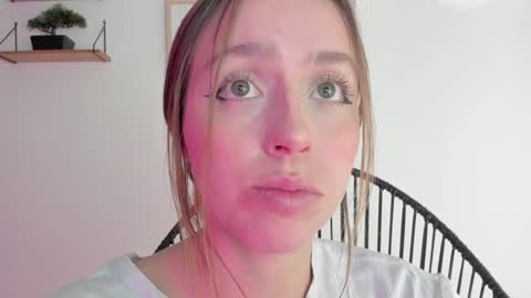     online show from January 2025 03:13:01 AM