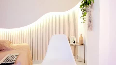 SOFIA online show from March 2026 06:47:01 PM