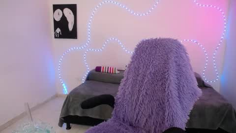 sofia_tgn online show from April 2026 06:45:01 PM