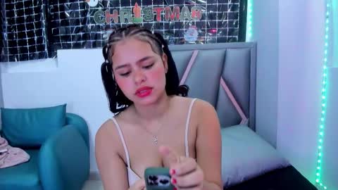 Sofa online show from December 2025 12:56:01 PM