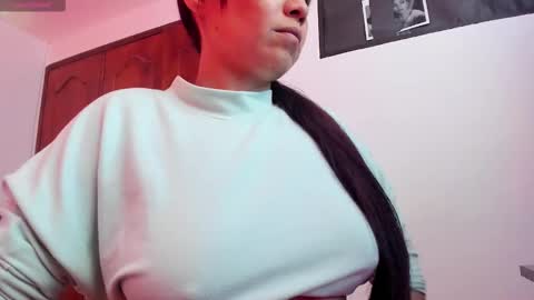 Snapshot of sofia_walke chatting on February 2026 04:25:02 PM Sofia walke online show from February 2026 04:25:02 PM