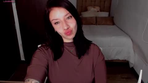 Snapshot of sofia_woodss chatting on October 2025 03:03:02 AM Sofia online show from October 2025 03:03:02 AM