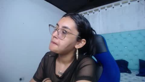 Sofia online show from October 2025 12:41:02 PM