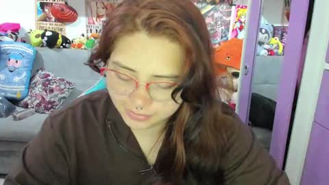 Sofia online show from October 2025 08:50:02 PM