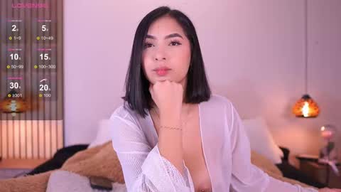 Sofia  online show from September 2025 11:54:01 AM