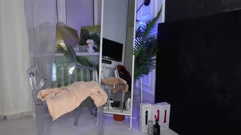 Sofia online show from October 2025 05:41:02 AM