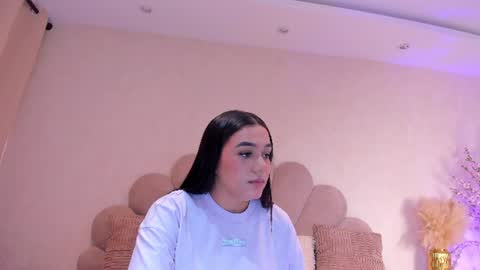 Snapshot of sofiagomez_1 chatting on July 2026 04:33:01 PM SOFI online show from July 2026 04:33:01 PM