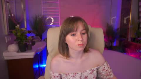 SofiaLuxuryy online show from April 2026 10:52:02 PM