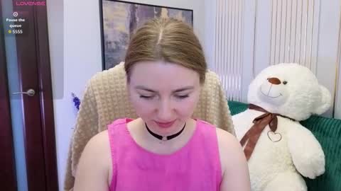 Sofia online show from March 2026 01:25:01 AM