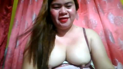 Snapshot of sofianova_143 chatting on June 2026 05:35:02 AM sofianova_143 online show from June 2026 05:35:02 AM