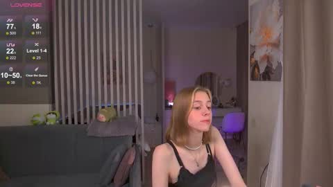 Sofia Help me overcome shynes with 100 thumbs up online show from October 2025 06:17:02 PM