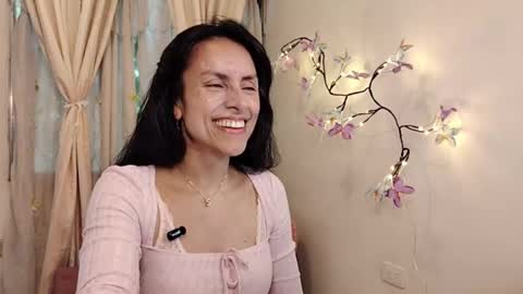 Snapshot of sofibelladelavega chatting on April 2026 07:12:01 PM Sofi Bella online show from April 2026 07:12:01 PM