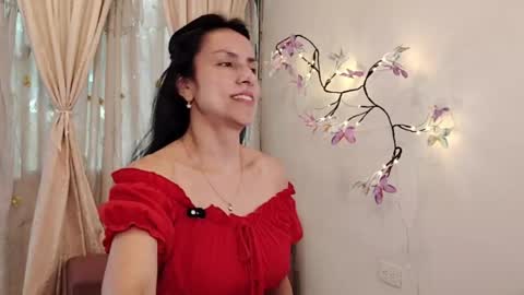 Snapshot of sofibelladelavega chatting on May 2026 07:07:01 PM Sofi Bella online show from May 2026 07:07:01 PM