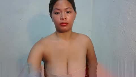 Snapshot of sofie_loorexx chatting on February 2026 01:17:01 PM sofie_loorexx online show from February 2026 01:17:01 PM