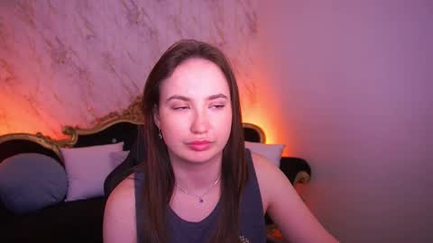 Sofie online show from March 2026 04:04:02 AM