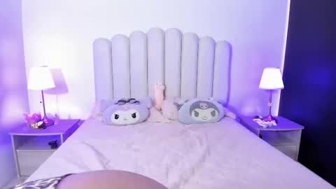 sofiebunnie online show from October 2025 09:35:02 PM