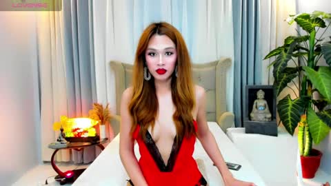 Sofie online show from May 2026 06:05:02 PM