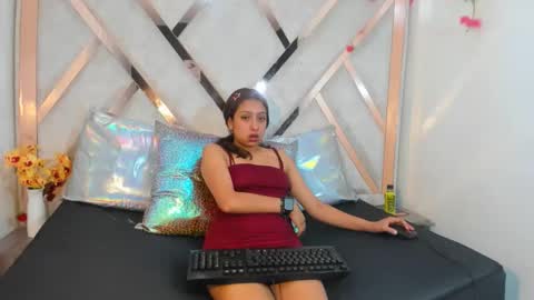 Snapshot of sofiia_cutte_ chatting on April 2026 02:52:02 PM sofiia_cutte_ online show from April 2026 02:52:02 PM